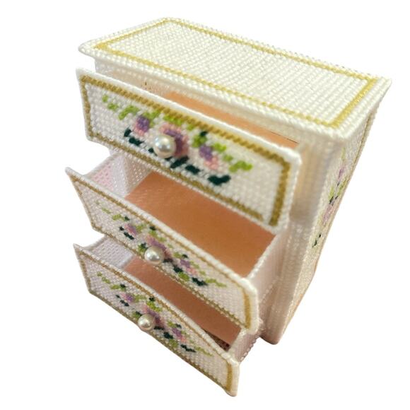 Vintage Handmade Needlepoint Crochet Doll Dresser Drawer Storage Decor Jewelry - Picture 2 of 8